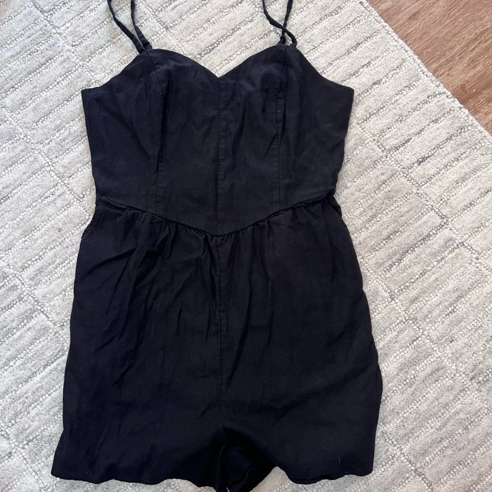 Old Navy Black Sleeveless Romper